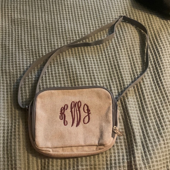 thirty-one Handbags - Thirty One Crossbody